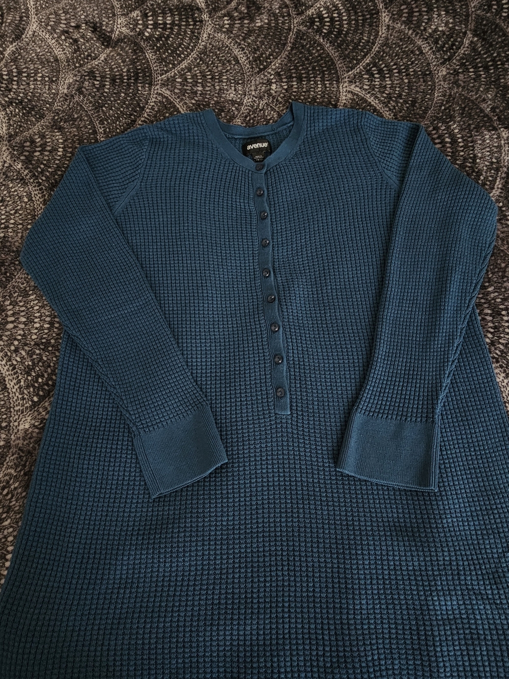 NWOT Avenue Men’s Teal Blue Waffle Knit Henley Shirt Size L (14/16)